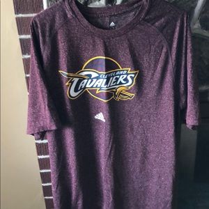 Cavs shirt - maroon